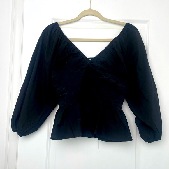 EXPRESS- V-Neck Pleated Peplum Top - Picture 5 of 10